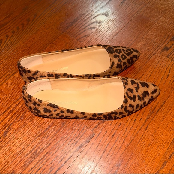 Funkymonkey Shoes - Chic Leopard Print Women's Ballet Flats